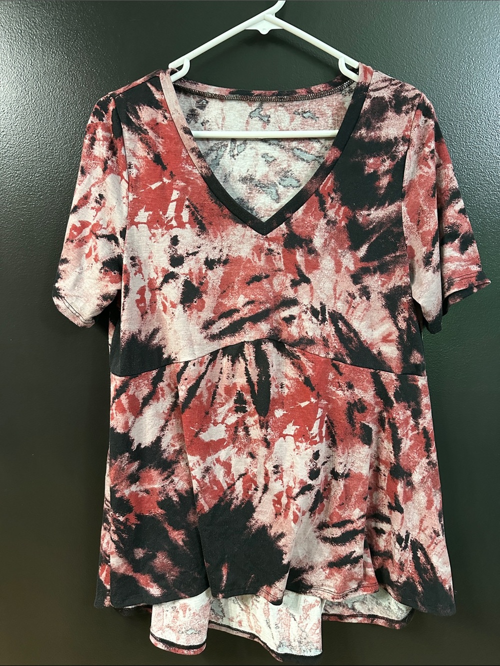 LuLaRoe Red and Black Tie-Dye V-Neck Swing Top